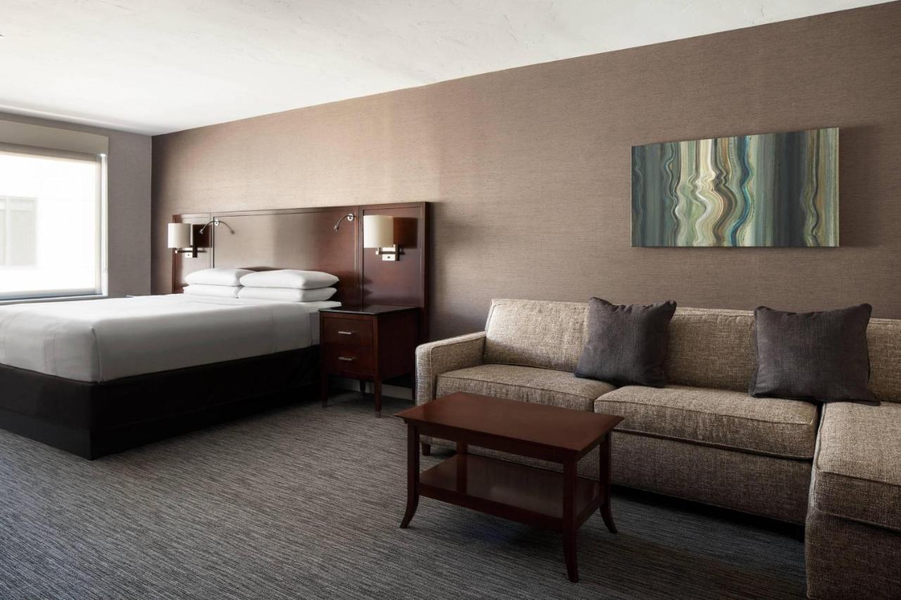 Marriott & Conference Center