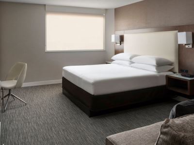 Marriott & Conference Center 4*