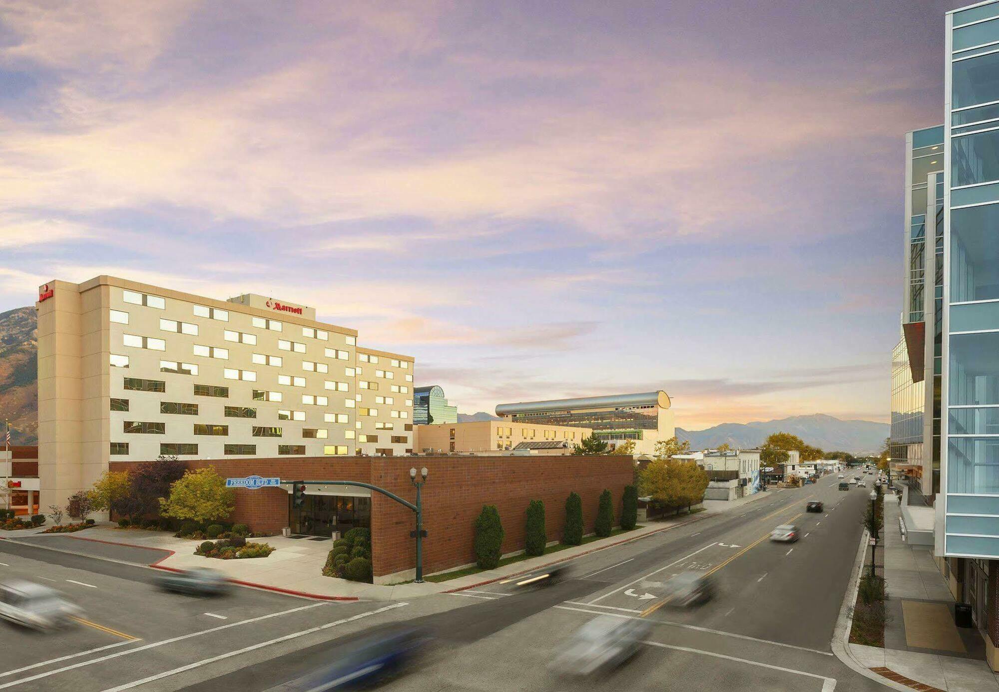 Hotel Marriott & Conference Center